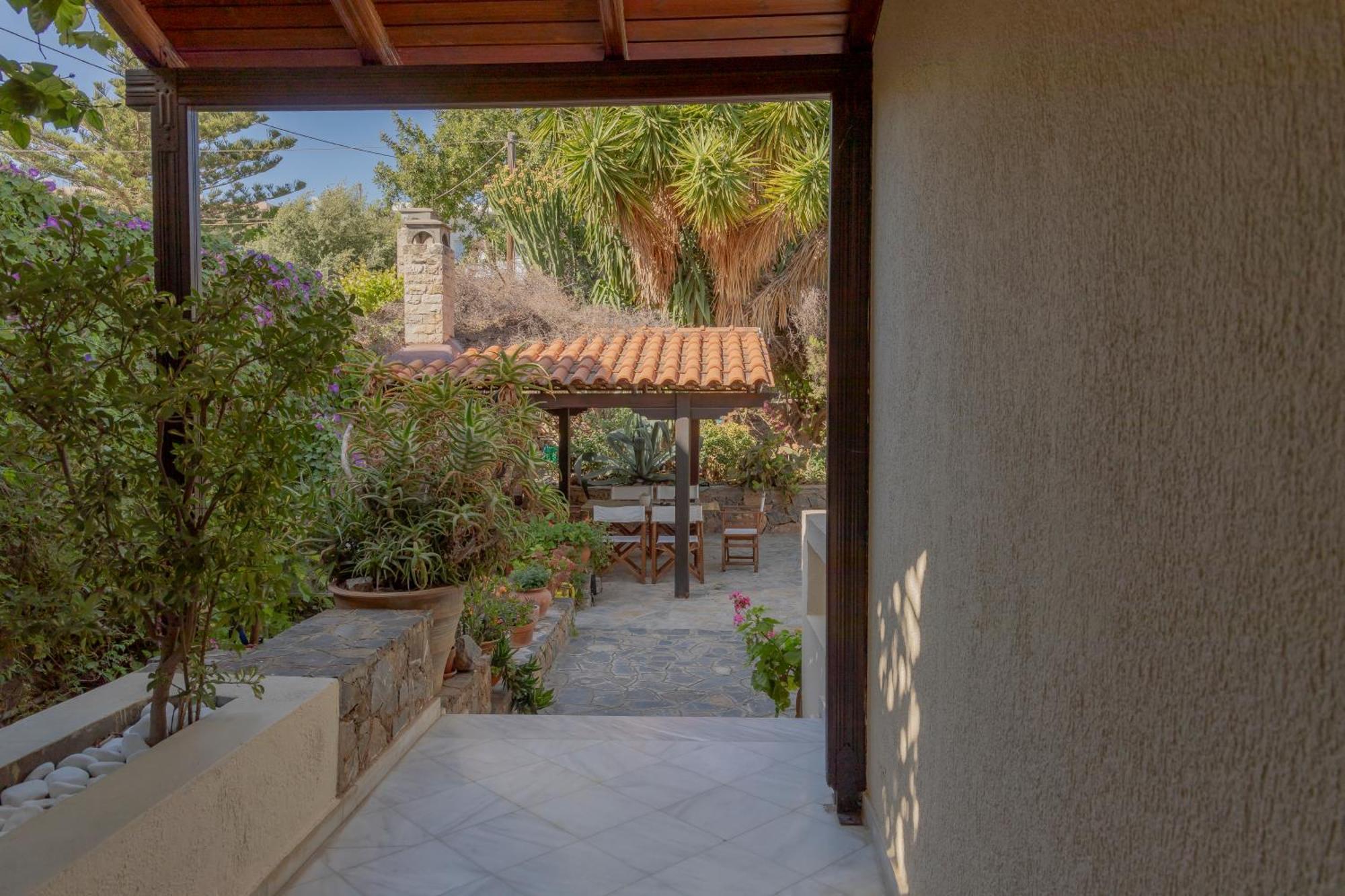 Private Pet Friendly Villa 圣尼古拉奥斯 外观 照片